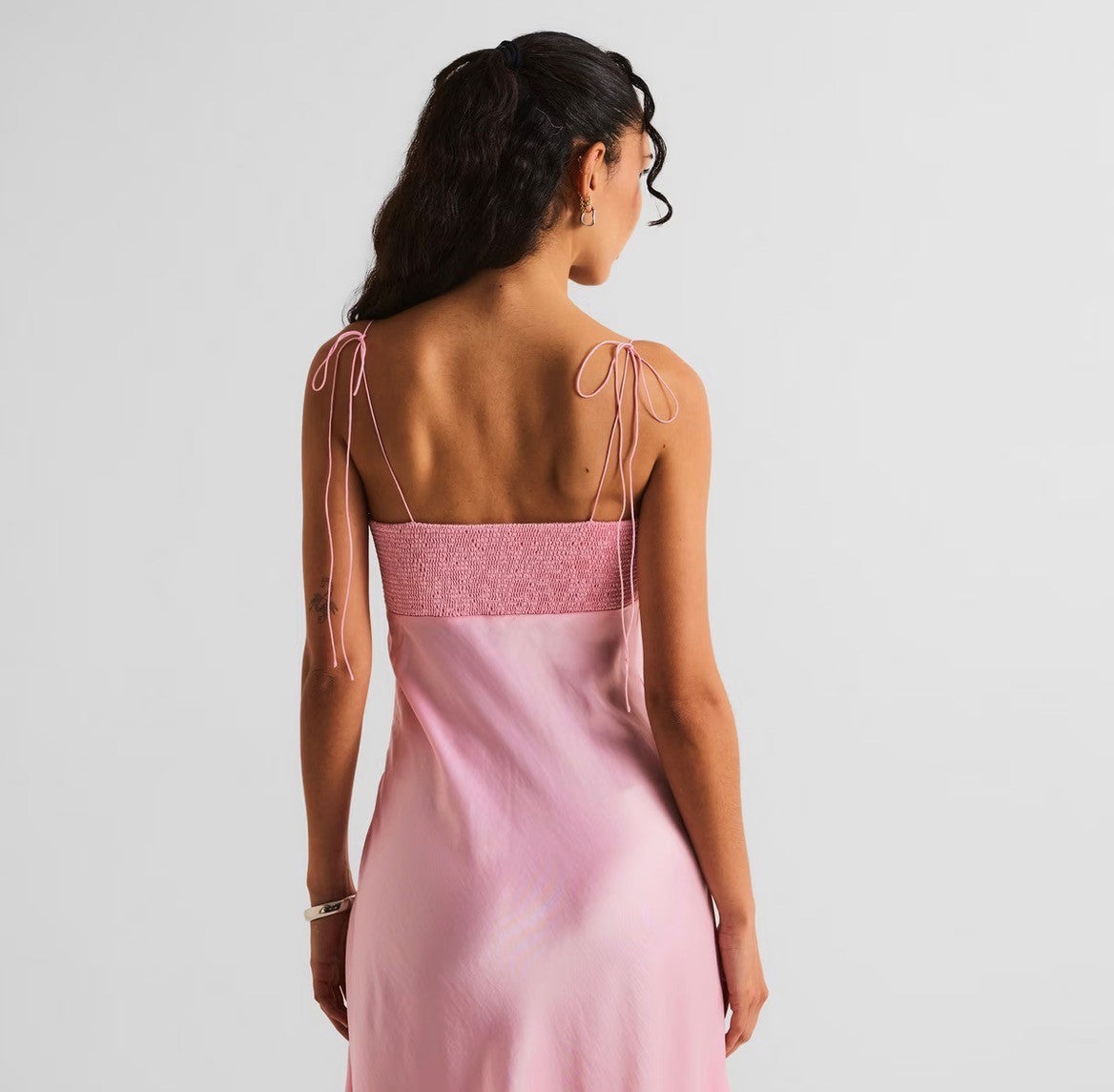 Anna October Mei pink gown