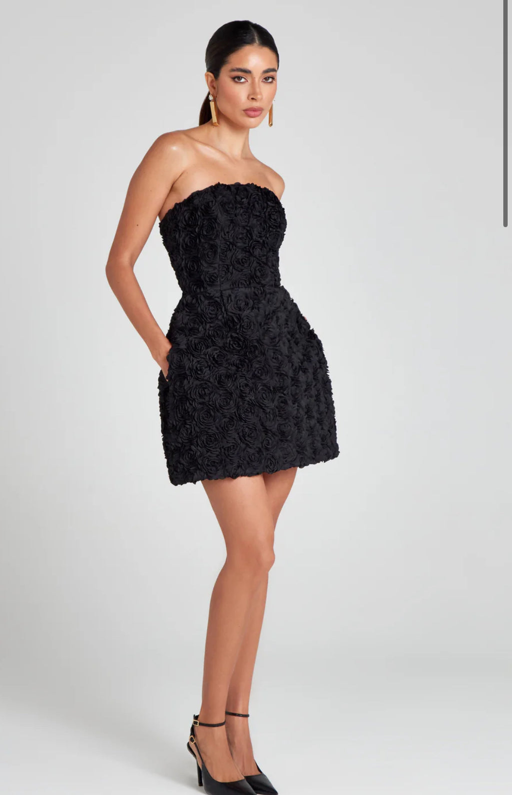 Maisy Black- Nadine Merabi image 1